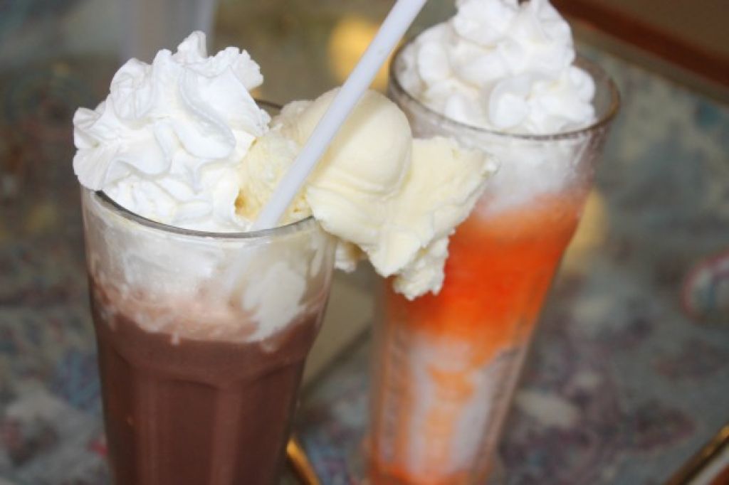 2013 Ella's sodas